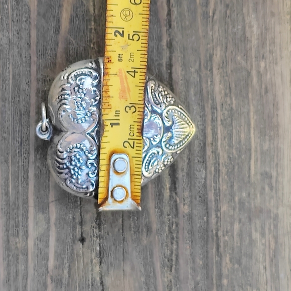 Huge Vintage Sterling Heart Locket? Pendant - Picture 4 of 6